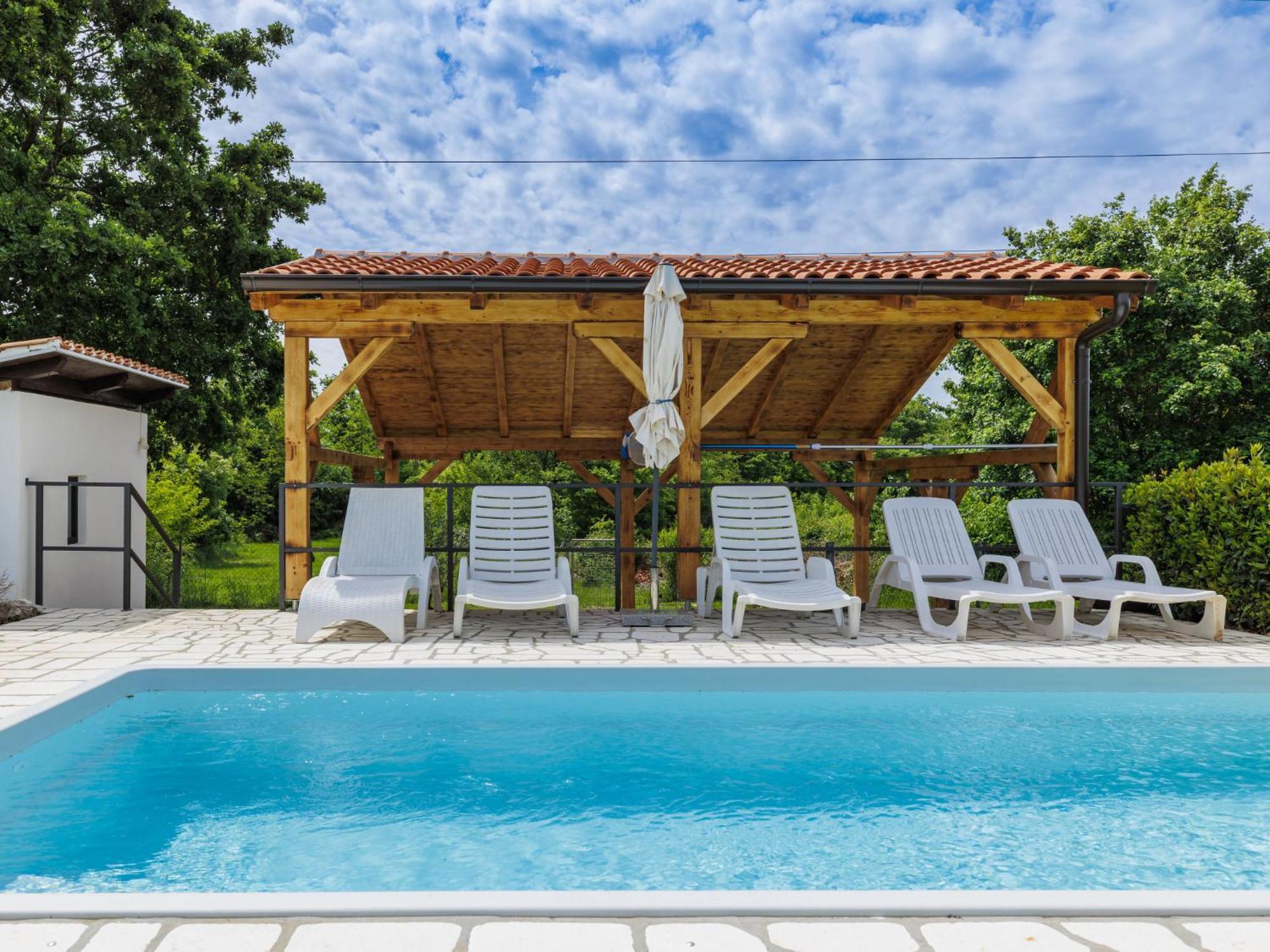 Holiday home Ema By Interhome